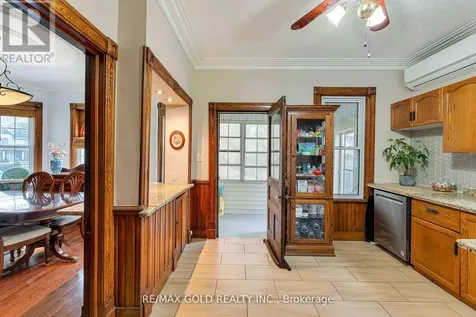 16 Maynard Avenue Kitchener ON N2H 4Z6
