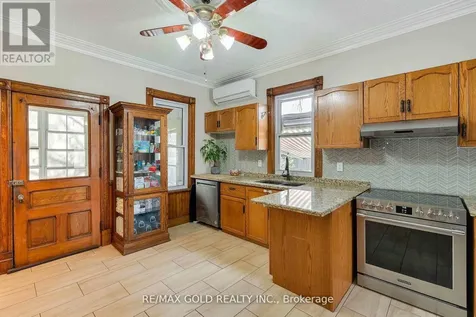 16 Maynard Avenue Kitchener ON N2H 4Z6
