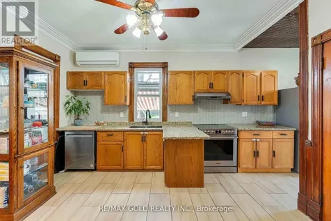 16 Maynard Avenue Kitchener ON N2H 4Z6