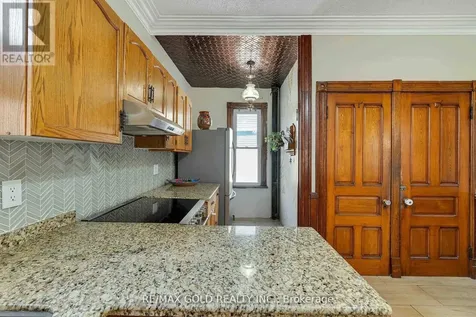 16 Maynard Avenue Kitchener ON N2H 4Z6