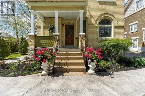 16 Maynard Avenue Kitchener ON N2H 4Z6