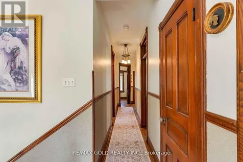 16 Maynard Avenue Kitchener ON N2H 4Z6
