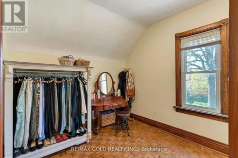16 Maynard Avenue Kitchener ON N2H 4Z6