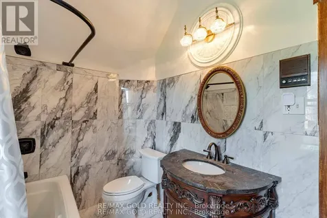 16 Maynard Avenue Kitchener ON N2H 4Z6