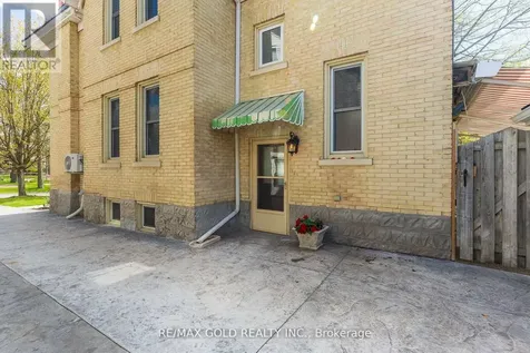 16 Maynard Avenue Kitchener ON N2H 4Z6