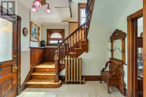 16 Maynard Avenue Kitchener ON N2H 4Z6