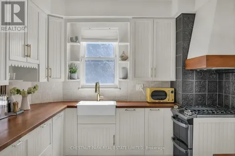 54 Bruce Street Cambridge ON N1R 2E3