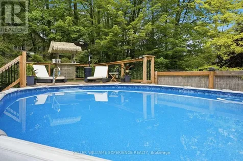 2 Seeley Court Wasaga Beach ON L9Z 2A7