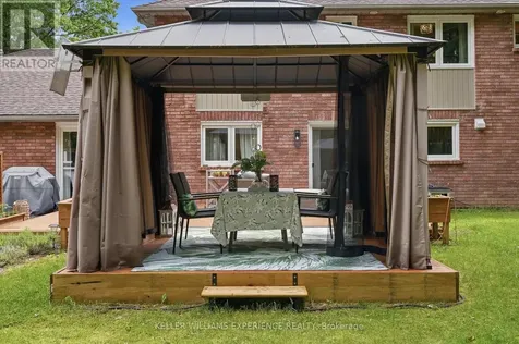 2 Seeley Court Wasaga Beach ON L9Z 2A7