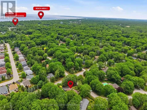 2 Seeley Court Wasaga Beach ON L9Z 2A7