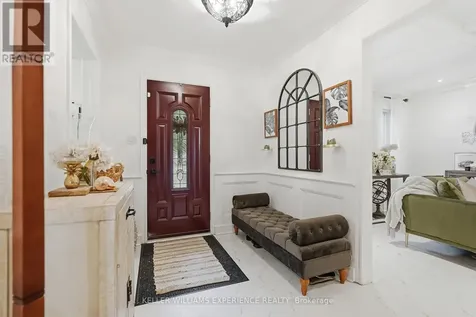 2 Seeley Court Wasaga Beach ON L9Z 2A7