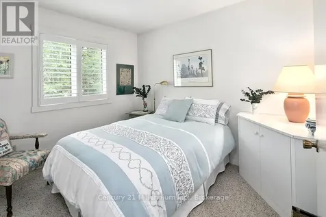 500 Oxbow Crescent Collingwood ON L9Y 5B4