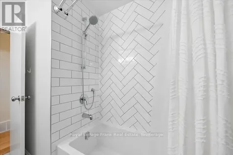 124 Brock Street East Uxbridge ON L9P 1K5