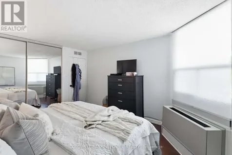 323 Colborne Street London East (east K) ON N6B 3N8