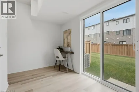 15 Bingham Road Hamilton ON L8H 0B5