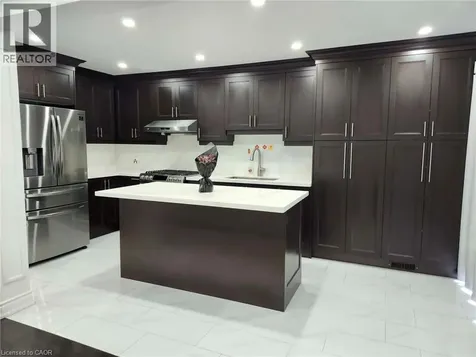99 Corkwood Crescent Vaughan ON L6A 3C1