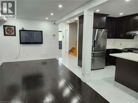 99 Corkwood Crescent Vaughan ON L6A 3C1
