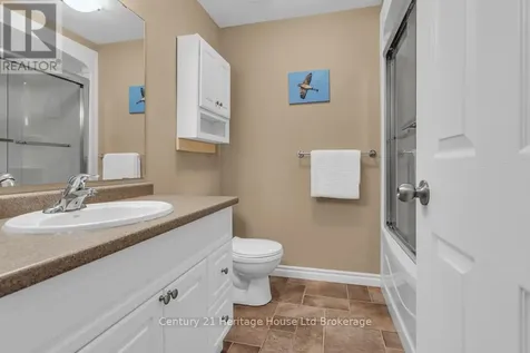 33 Park Place Tillsonburg ON N4G 0B8