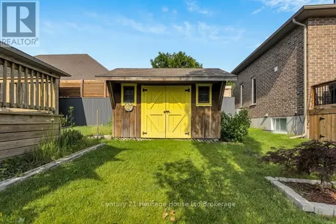 33 Park Place Tillsonburg ON N4G 0B8