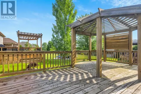 33 Park Place Tillsonburg ON N4G 0B8