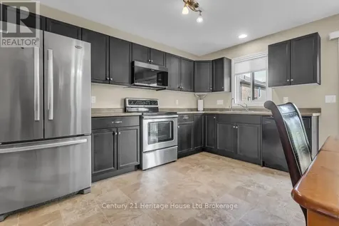 33 Park Place Tillsonburg ON N4G 0B8