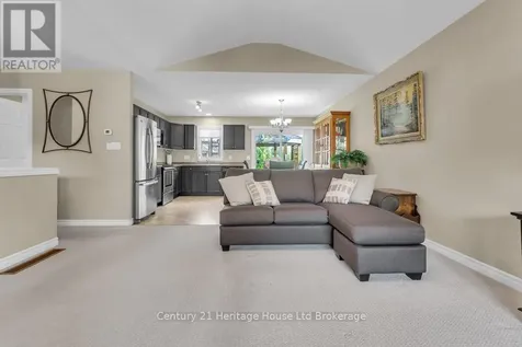 33 Park Place Tillsonburg ON N4G 0B8