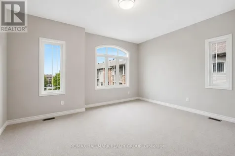 670 Danaca Private Ottawa ON K1K 2V7