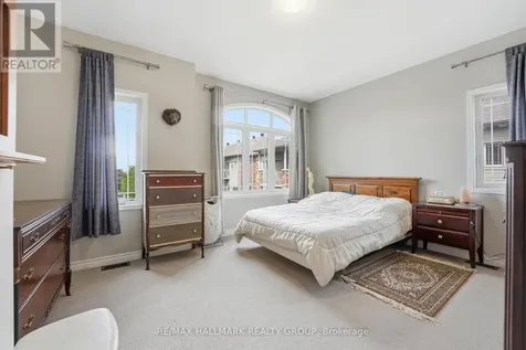 670 Danaca Private Ottawa ON K1K 2V7