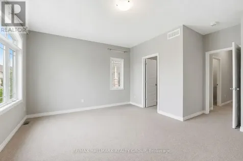 670 Danaca Private Ottawa ON K1K 2V7