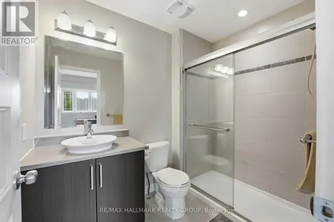 670 Danaca Private Ottawa ON K1K 2V7