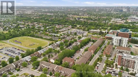 670 Danaca Private Ottawa ON K1K 2V7