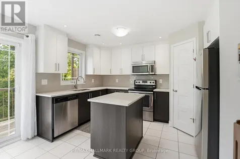 670 Danaca Private Ottawa ON K1K 2V7