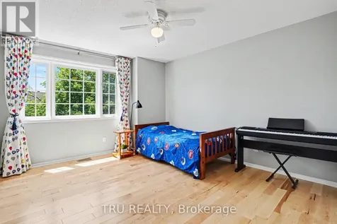 40 Cimarron Crescent Ottawa ON K2G 6E1