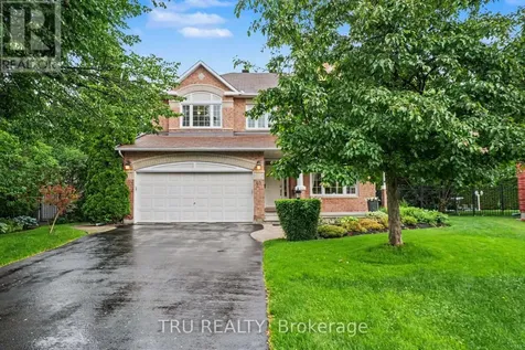 40 Cimarron Crescent Ottawa ON K2G 6E1