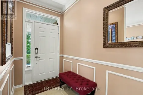 40 Cimarron Crescent Ottawa ON K2G 6E1