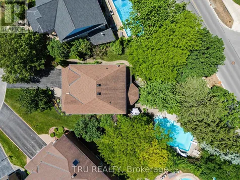 40 Cimarron Crescent Ottawa ON K2G 6E1