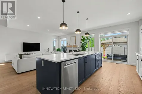 957 Atrium Ridge Ottawa ON K4M 0P3