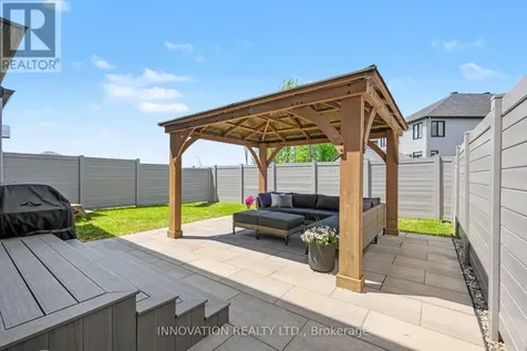 957 Atrium Ridge Ottawa ON K4M 0P3