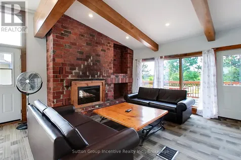 151 Tyrolean Lane Blue Mountains ON L9Y 0N3