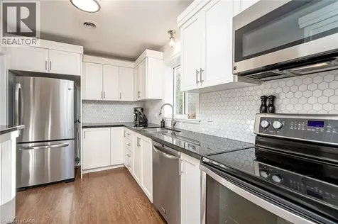 432 Burlington Avenue Burlington ON L7S 1R4