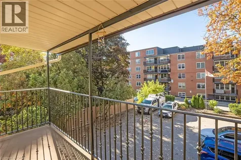 432 Burlington Avenue Burlington ON L7S 1R4