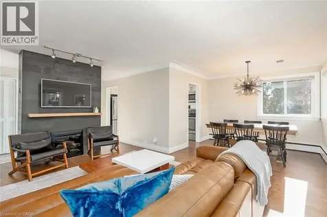 432 Burlington Avenue Burlington ON L7S 1R4