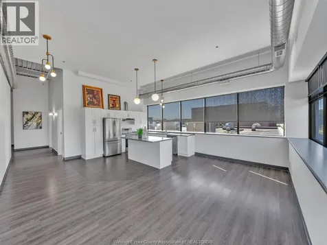 2109 Ottawa Street Windsor ON N8Y 1R8