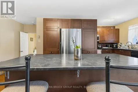 322 King Street West Brockville ON K6V 3S3