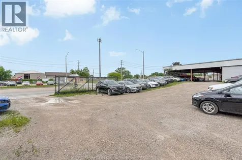 986 Tecumseh Road West Windsor ON N8X 2A8