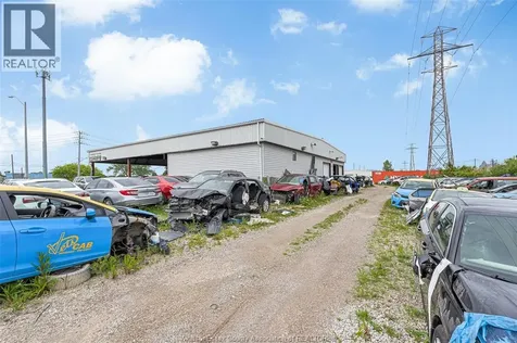 986 Tecumseh Road West Windsor ON N8X 2A8
