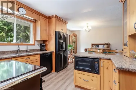 265 Bleams Court New Hamburg ON N3A 1L9