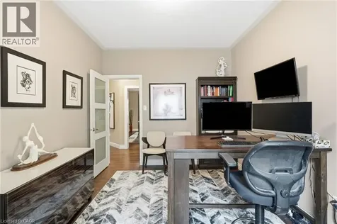 58 Anderson Court Ancaster ON L9G 4Z7