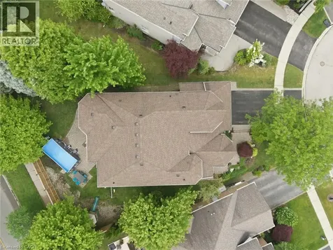 58 Anderson Court Ancaster ON L9G 4Z7