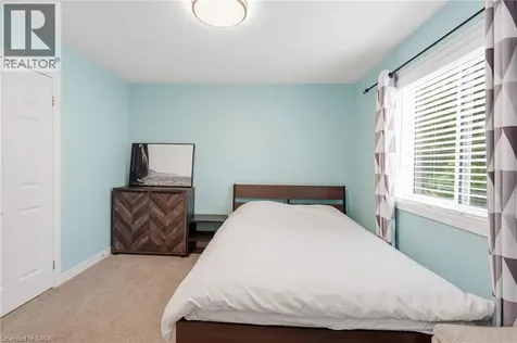 58 Anderson Court Ancaster ON L9G 4Z7